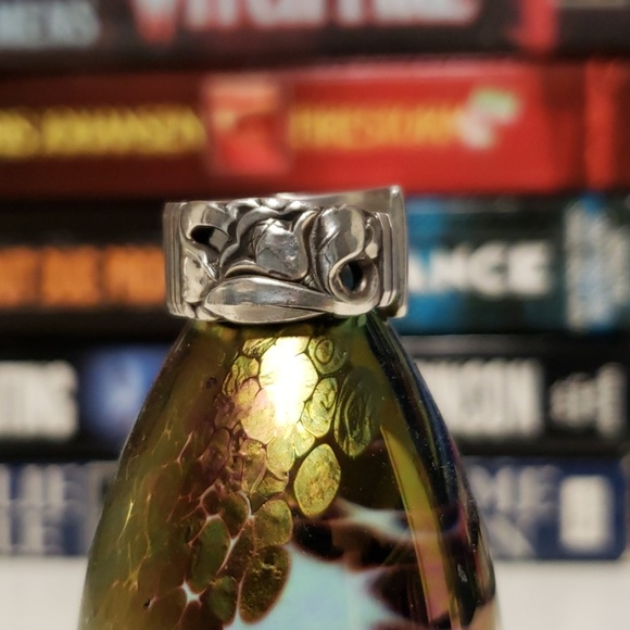 Beauty starts on the inside- Host Pick! (4/24/21) - Picture 3 of 6